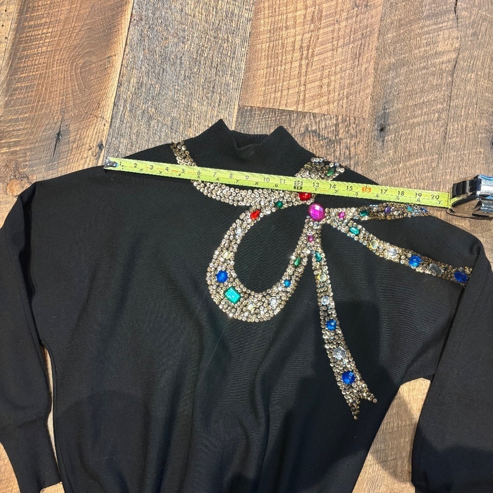 Lily Rubin VINTAGE Embellished 100% wool sweater - Picture 3 of 8